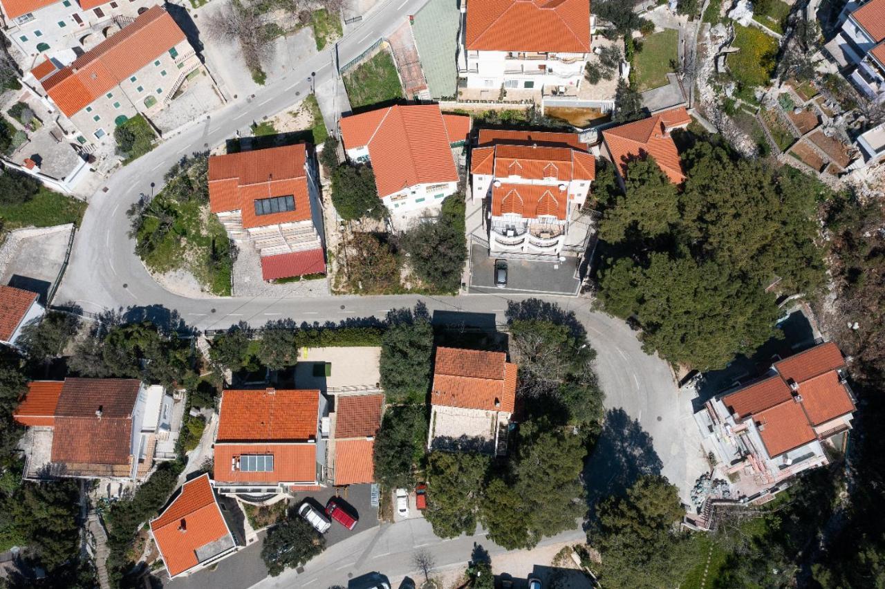 Apartments Luka Toni Krvavica Buitenkant foto