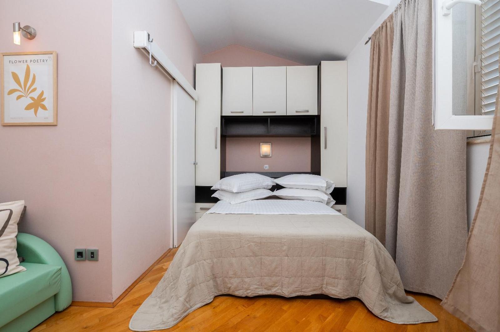 Apartments Luka Toni Krvavica Buitenkant foto