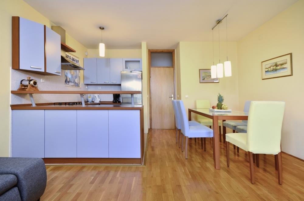 Apartments Luka Toni Krvavica Buitenkant foto